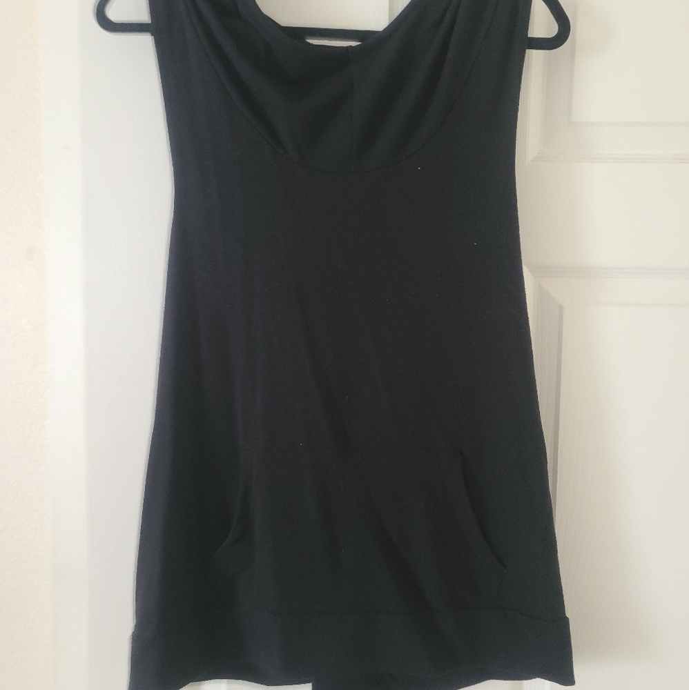 Hooded tank top